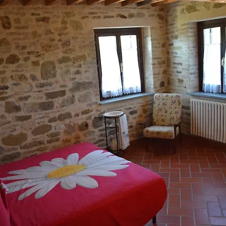 Maesta Delle Quattro Chiavi Agroturismo *