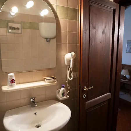 Maesta Delle Quattro Chiavi