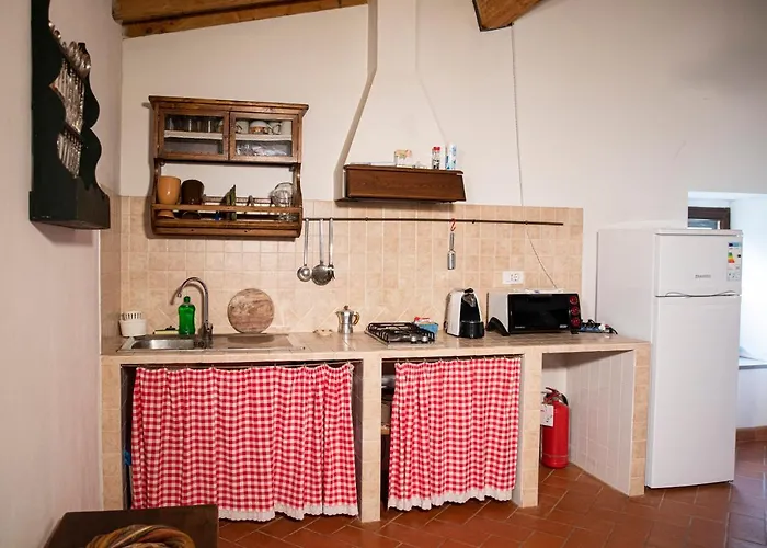 Maesta Delle Quattro Chiavi Фермерский дом Беванья