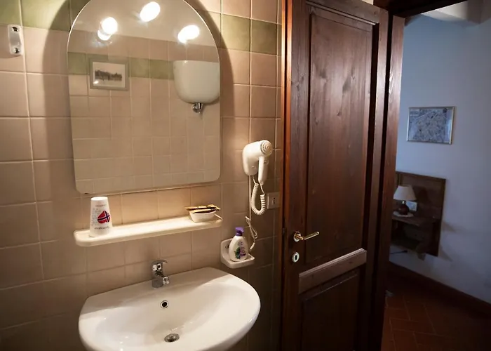 Maesta Delle Quattro Chiavi